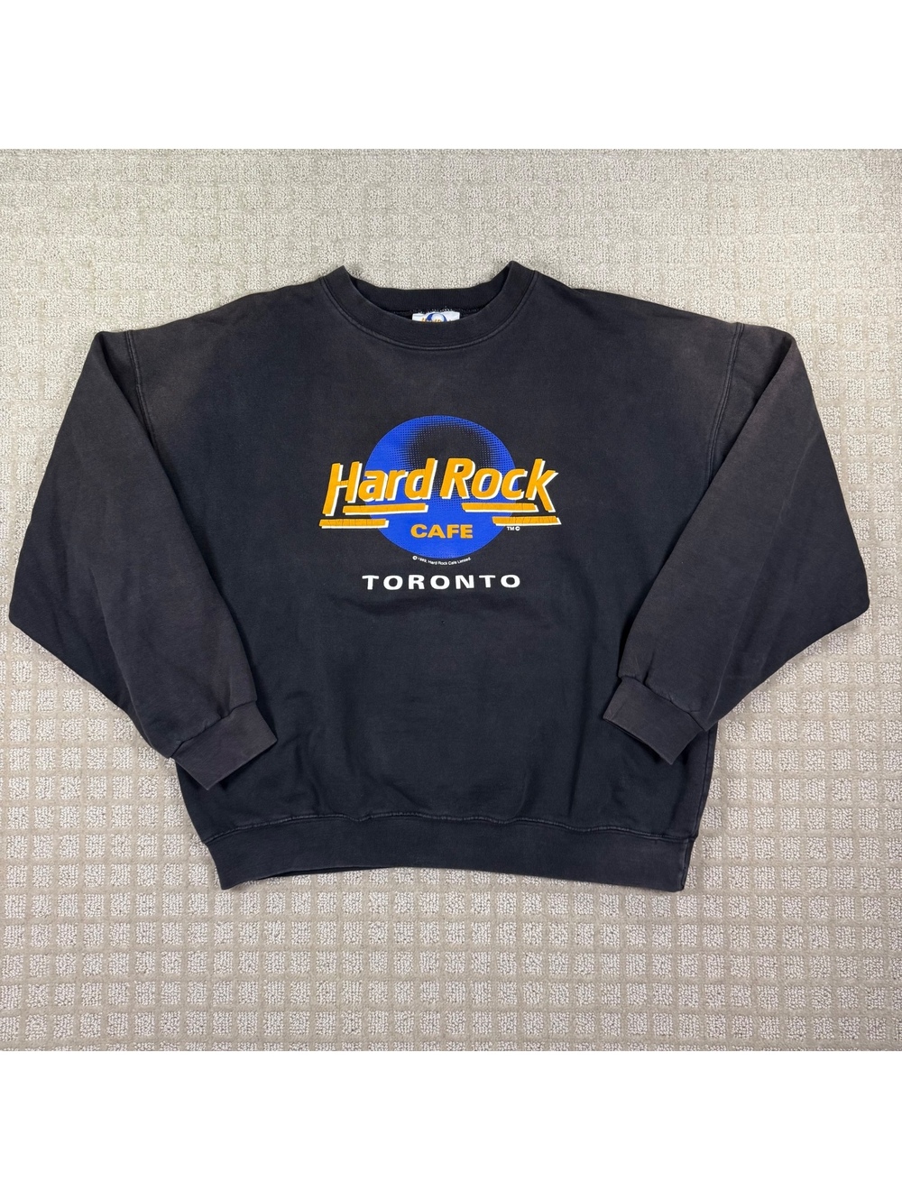 Hard Rock Cafe Toronto black crewneck sweatshirt size M